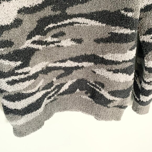 Barefoot Dreams CozyChic Seaside Crew-Neck Pullover super soft camo print - Picture 6 of 11
